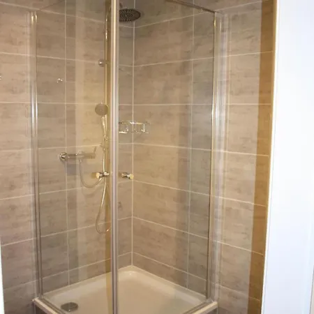 דירה In Mit Grill Und Garten By Interhome ורניגרוד